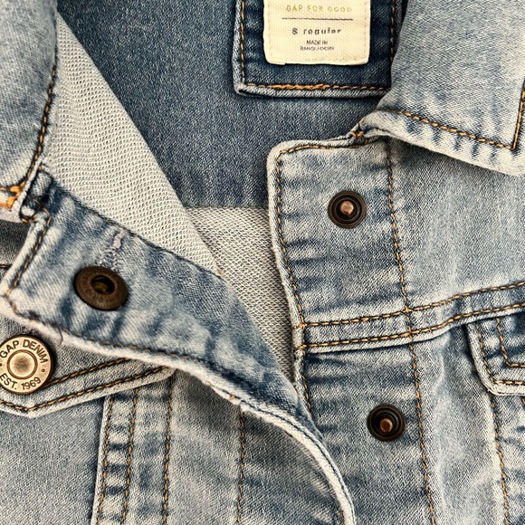 GAP Kids Stretch Denim Jacket, size S (6-7) - Picture 2 of 2